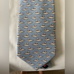 Vineyard Vines blue dog motif tie